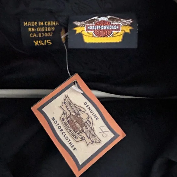 Harley-Davidson Men’s Black Silk Robe - Picture 3 of 6